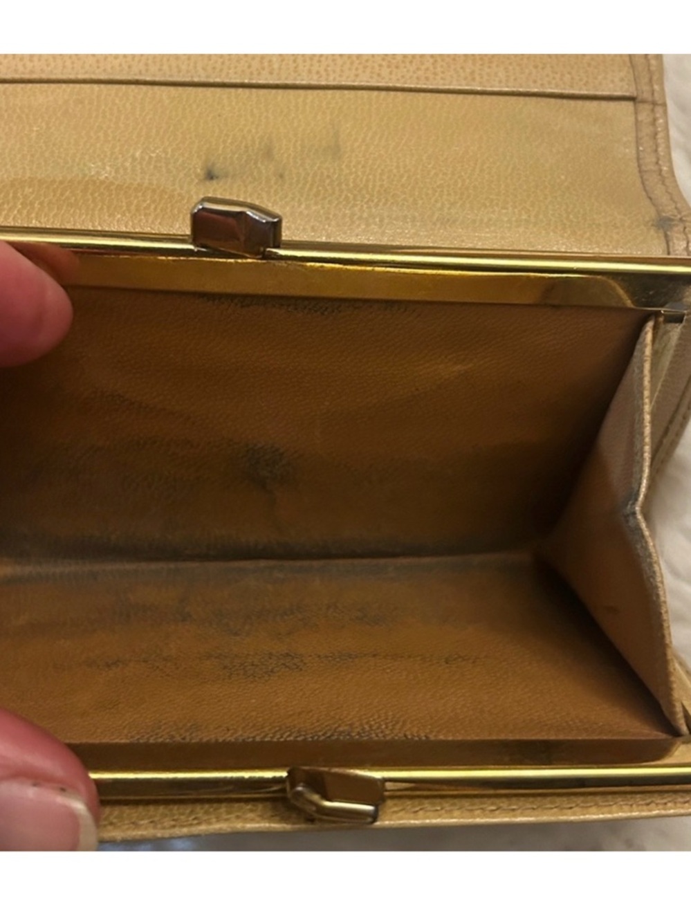 Yves Saint Laurent kiss 🔒 Leather Wallet with shopping bag - Picture 6 of 14